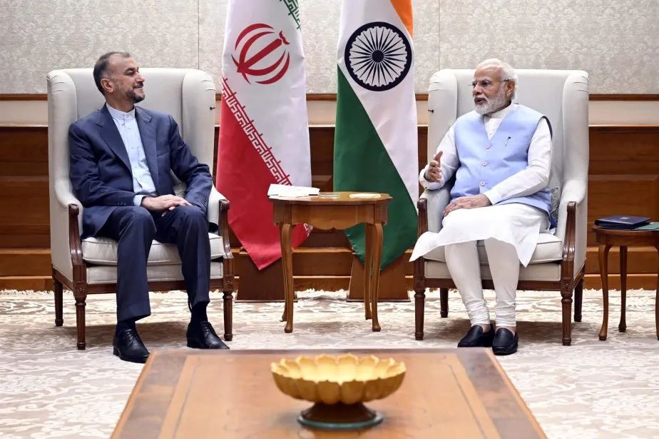 2022年6月，印度总理莫迪会见伊朗外交部长阿卜杜拉希扬。