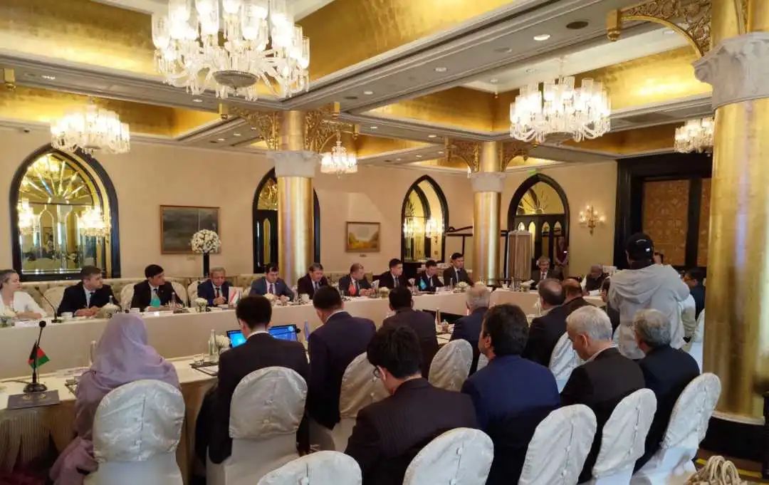 4月12日至13日，印度-中亚恰巴哈尔港联合工作组举行第一次会议。